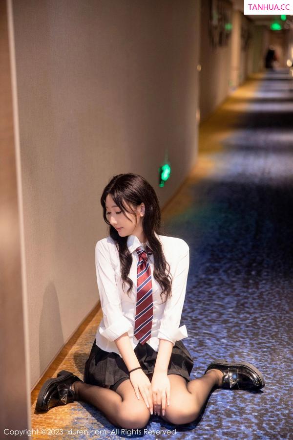 江真真  [XiuRen]高清写真图 2023.03.02 No.6350 江真真 短裙美臀第5张图片